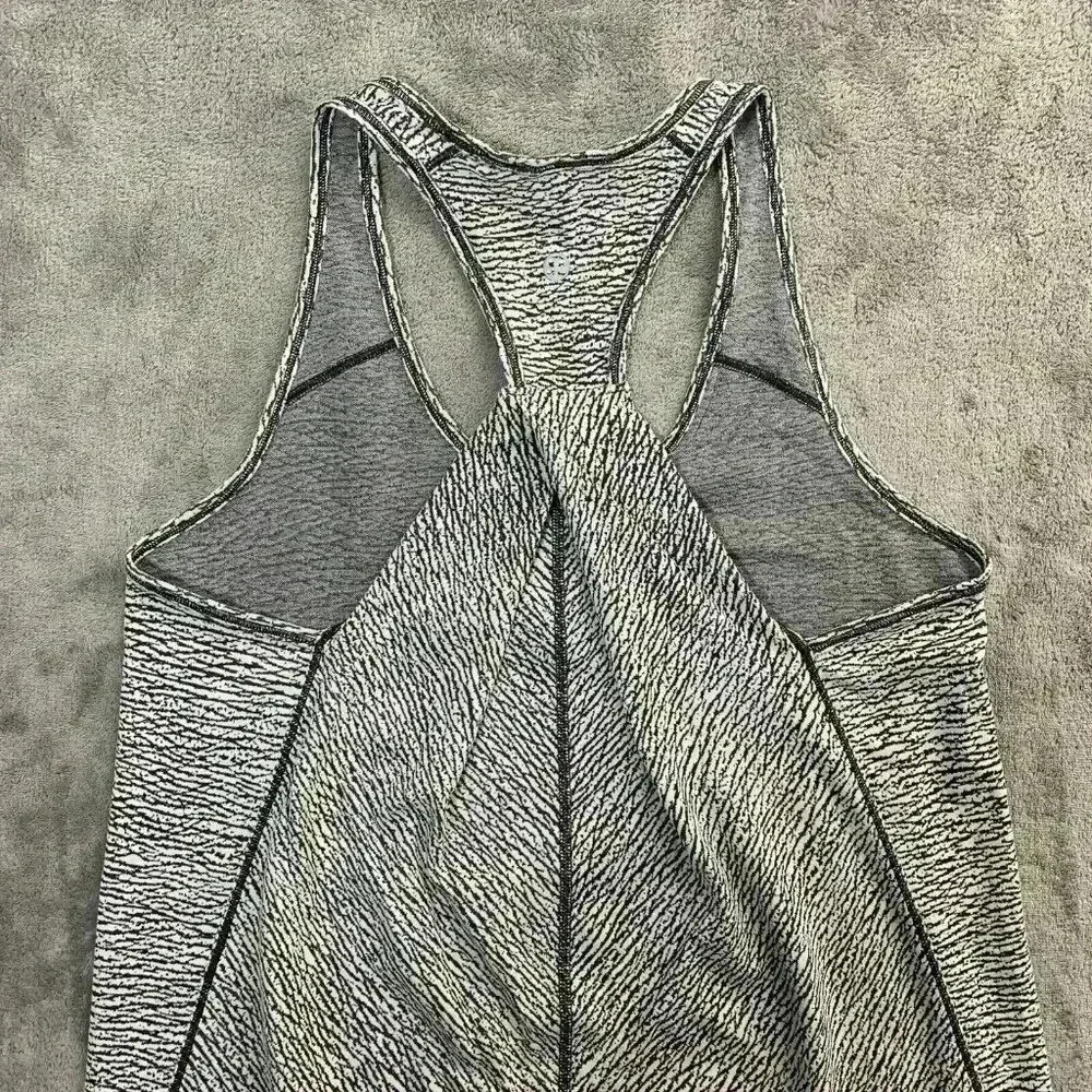 Lululemon Top Womens 4 Essential Tank Sheer Luon Pebble Jacquard White Black Gym - Picture 7 of 8